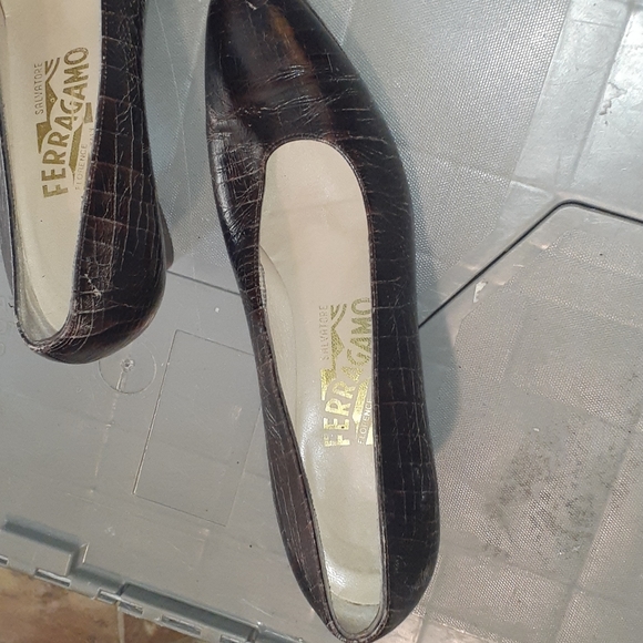 Salvatore Ferragamo shoes - Picture 3 of 5
